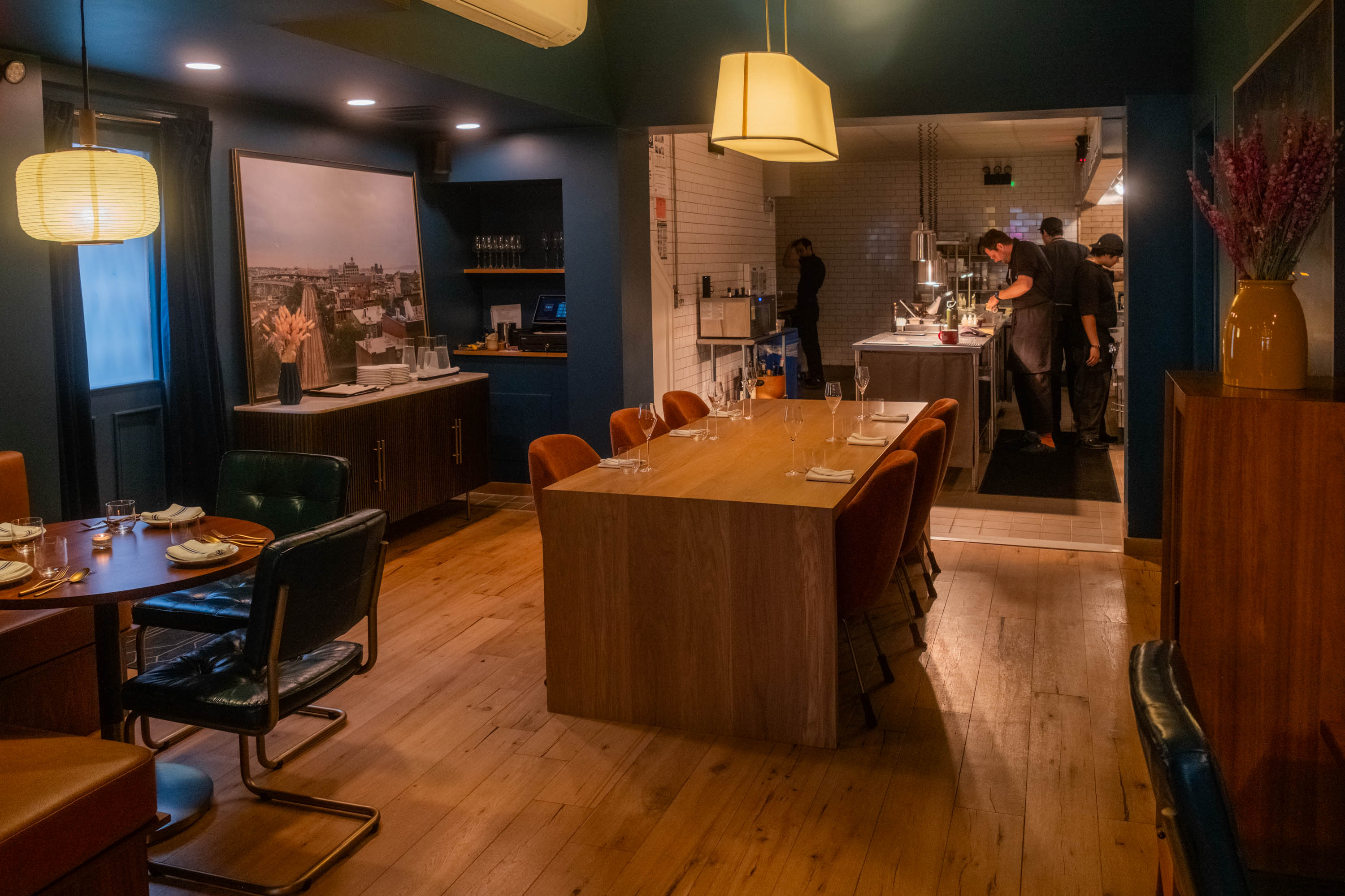 6 Restaurant in Carroll Gardens Brooklyn Dining Room